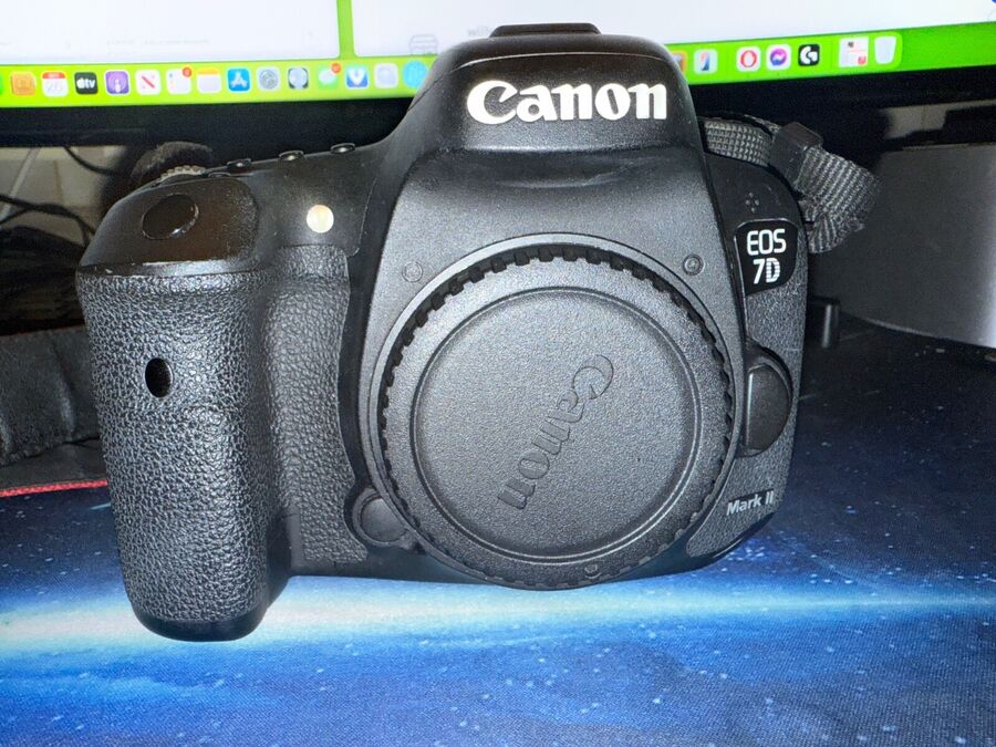 Canon EOS 7d Mark II DSLR Camera Body Canon Ef-s 18-135mm  +Canon EF 50mm