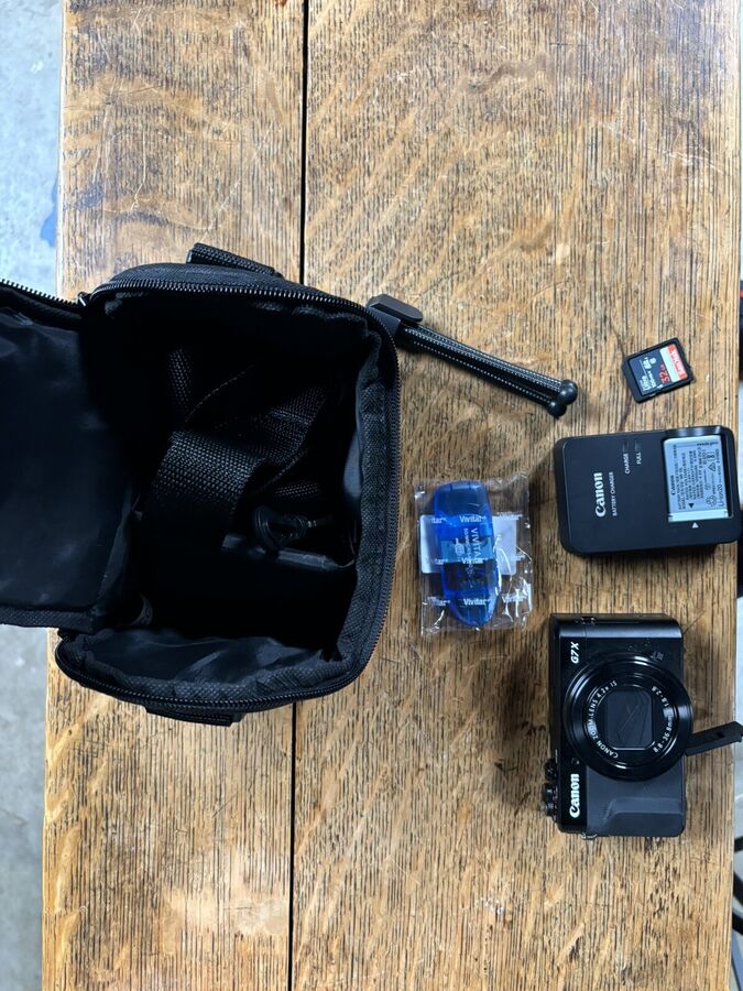 Canon PowerShot G7 X Mark II With Extras