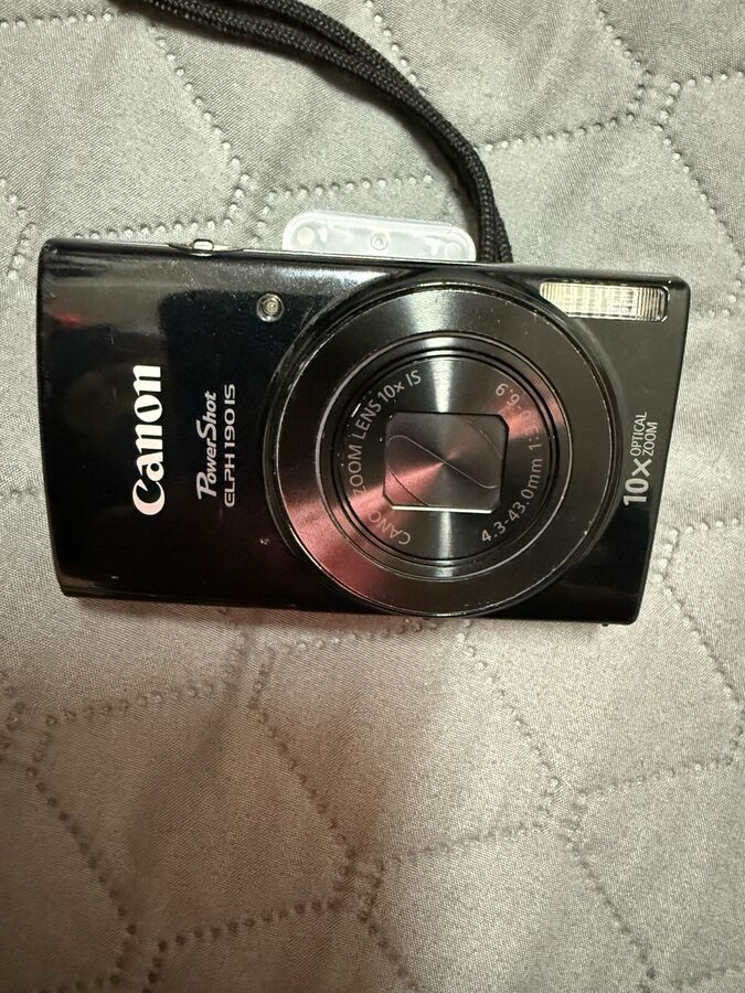 Canon Powershot ELPH 190 IS 20.0MP Digital Camera  New 128 GB  SD