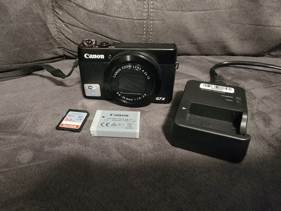 Canon PowerShot G7X Mark I Digital Camera Black