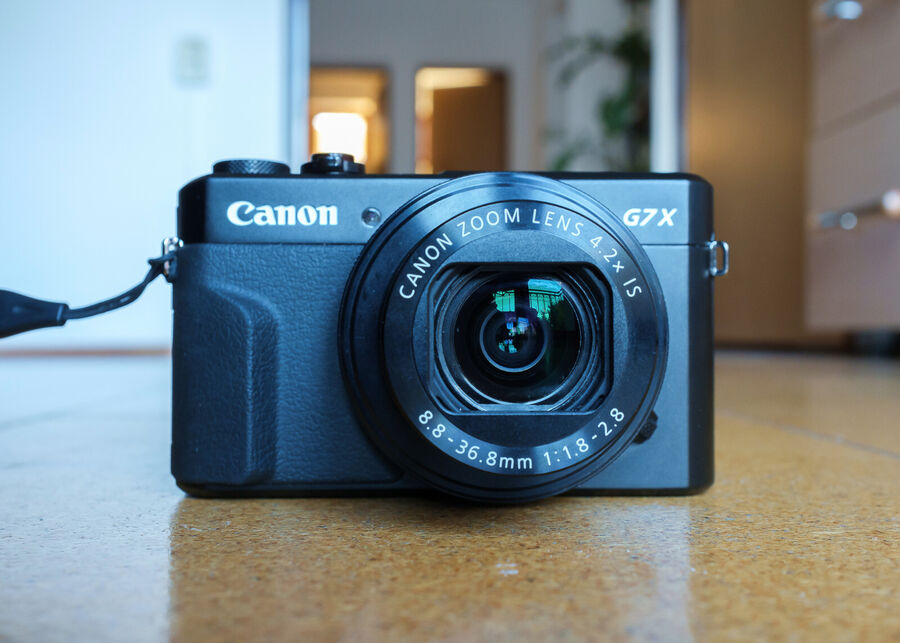 Canon PowerShot G7 X Mark II 20.1MP Compact Digital Camera